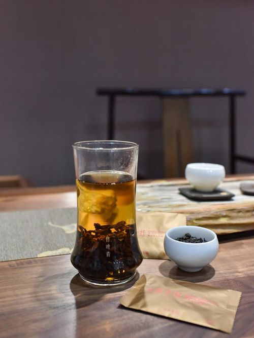 不一样的红茶——万紫千红，茶叙时光的新选择